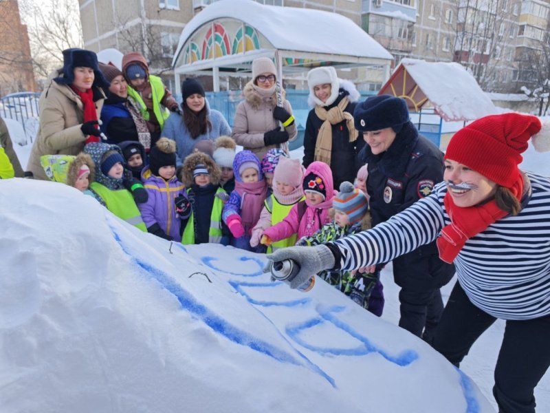 Госавтоинспекторы в Домодедово провели мероприятие для воспитанников детского сада
