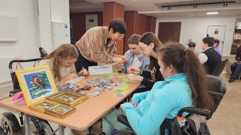 Для людей с ограниченными возможностями здоровья провели  мастер-классы и интерактивные занятия