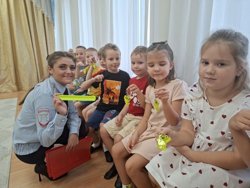 В детском саду № 46 прошла игра «Страна Светофория»