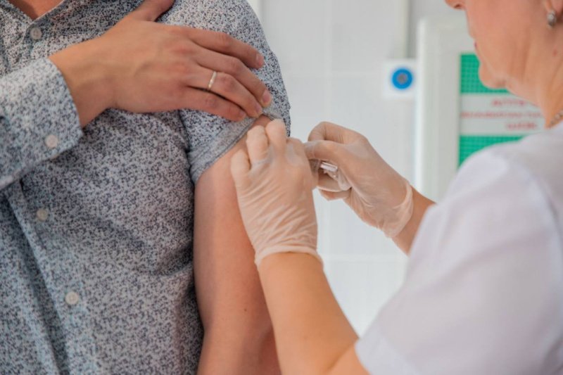 Взрослым и детям доступны бесплатная диспансеризация и профосмотры