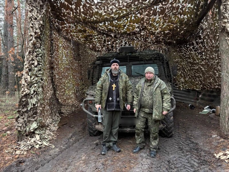  Поездка Сергея Рябова и настоятеля Льва Корнеева на СВО