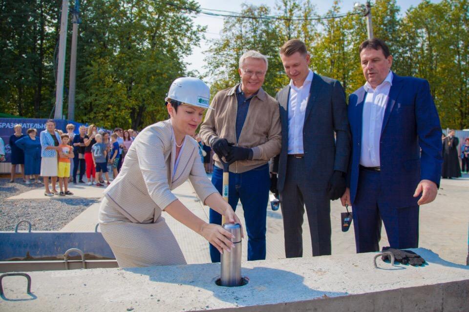 Домодедовская сегодня. Закладка первого камня в строительство. Город Домодедово событие. Новости Домодедово. Школа в Южном Домодедово стройка.